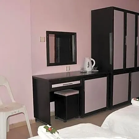فندق Tolay 3*