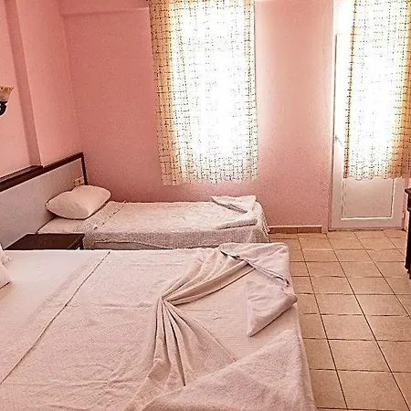 Ξενοδοχείο Tolay 3*