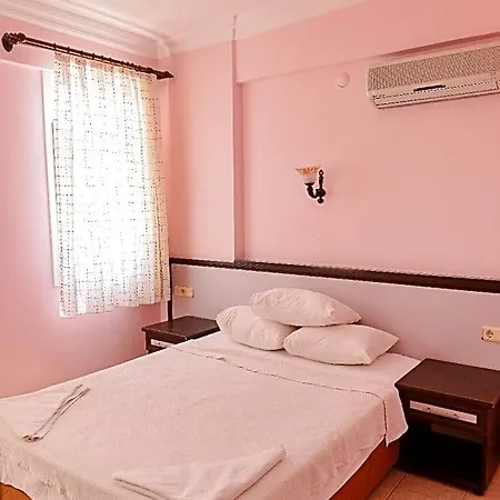 Tolay Hotel 3*